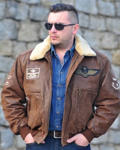 Leather pilot\'s jacket  F-19